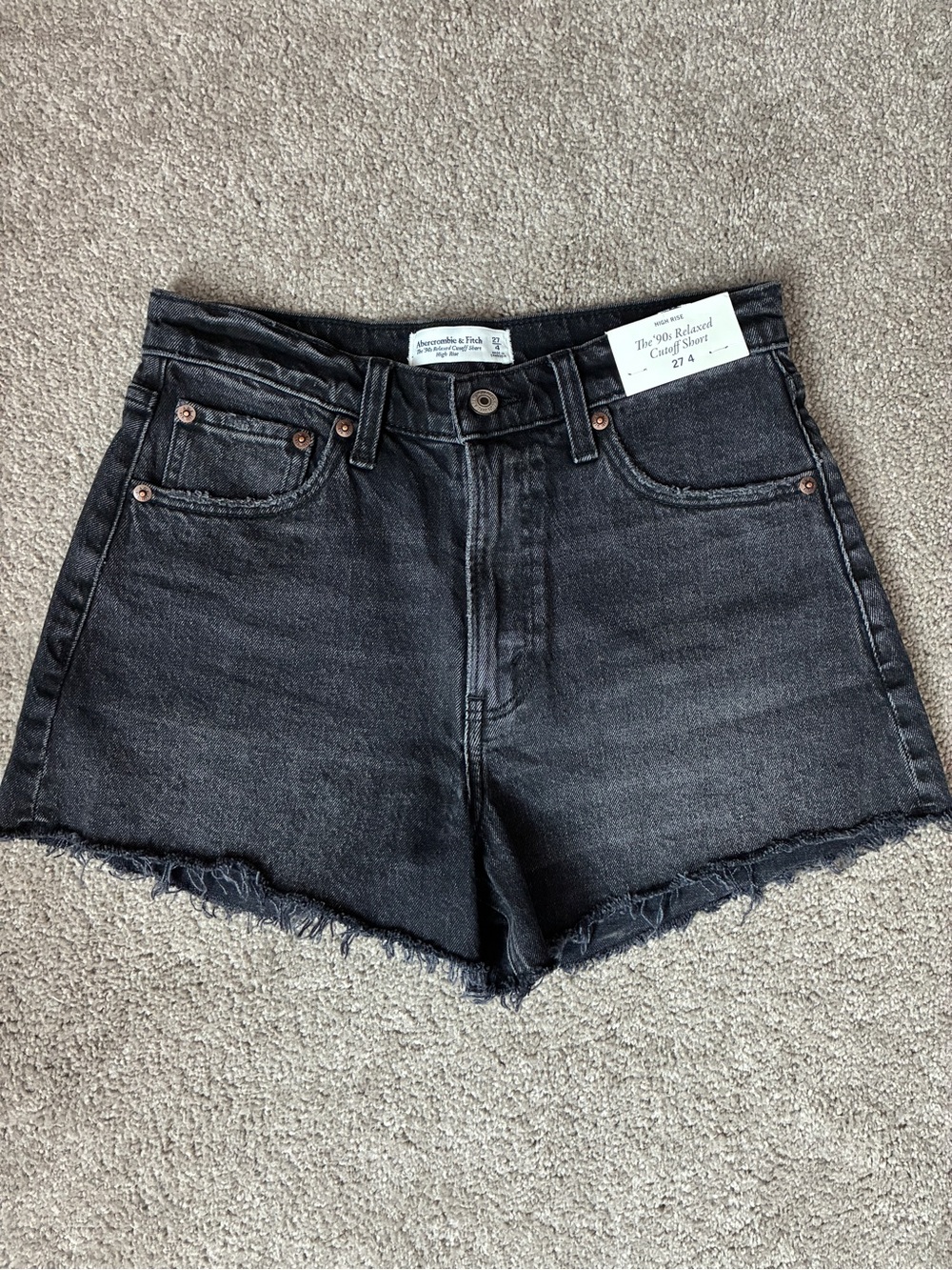 Abercrombie & Fitch 90’s Relaxed Cutoff Short High Rise